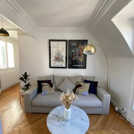 Appartement Magnificent Apartment Very Charming In Paris 17